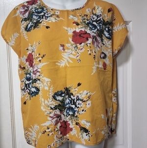 Women sleeve floral print top yellow